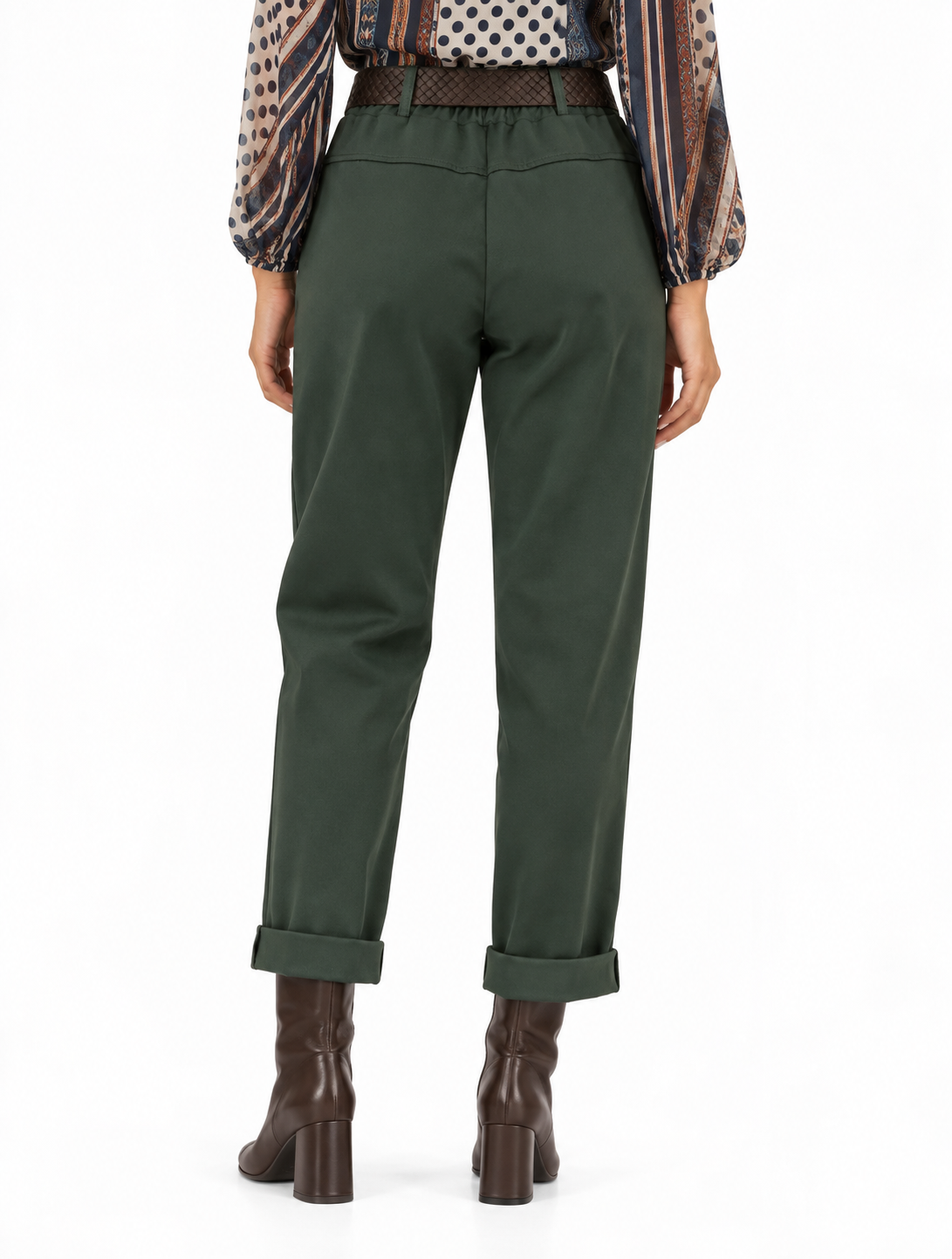 Pantalone con borchie